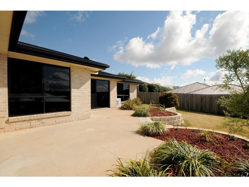 17 Horrocks Crescent, Kearneys Spring QLD 4350