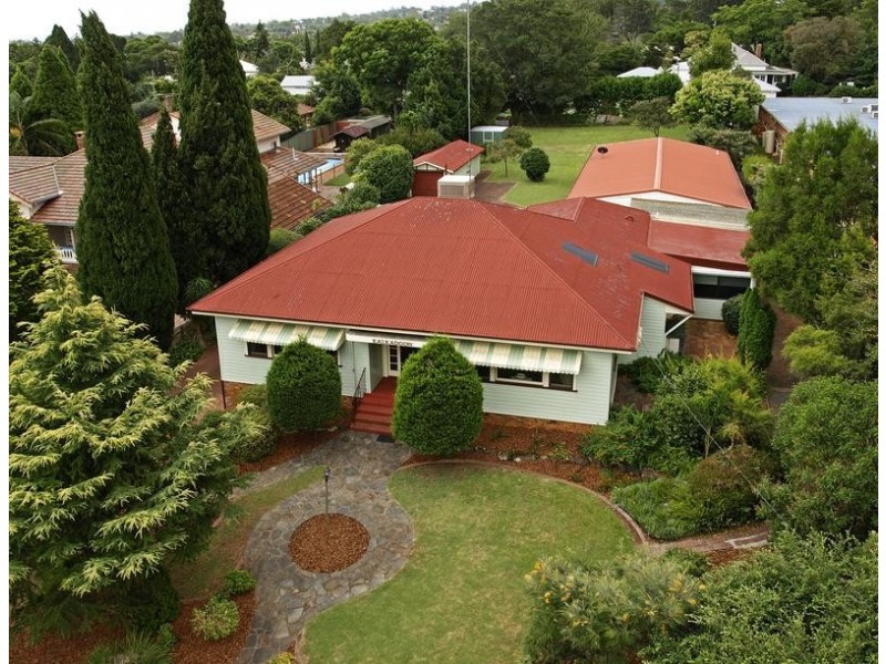43 Margaret Street, East Toowoomba QLD 4350