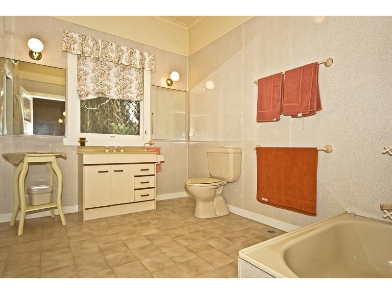 43 Margaret Street, East Toowoomba QLD 4350