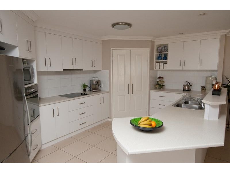 18 Tennyson Court, Westbrook QLD 4350