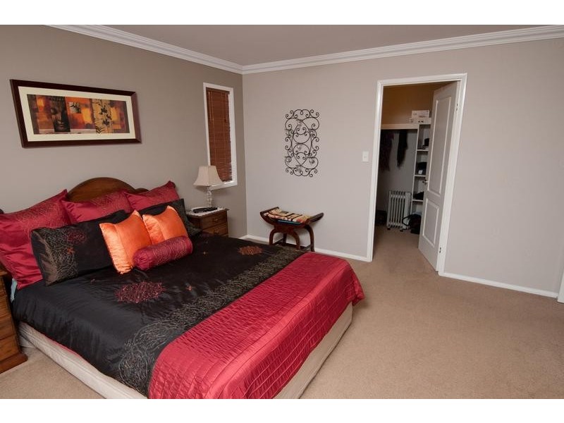 18 Tennyson Court, Westbrook QLD 4350