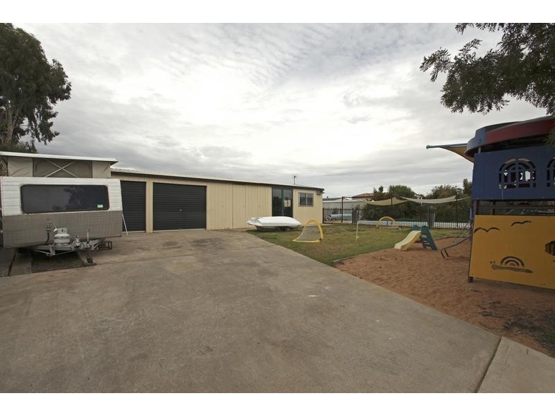 51 Belclaire Drive, Westbrook QLD 4350