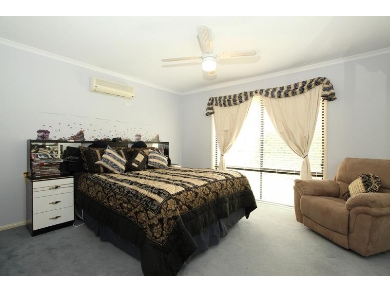 51 Belclaire Drive, Westbrook QLD 4350