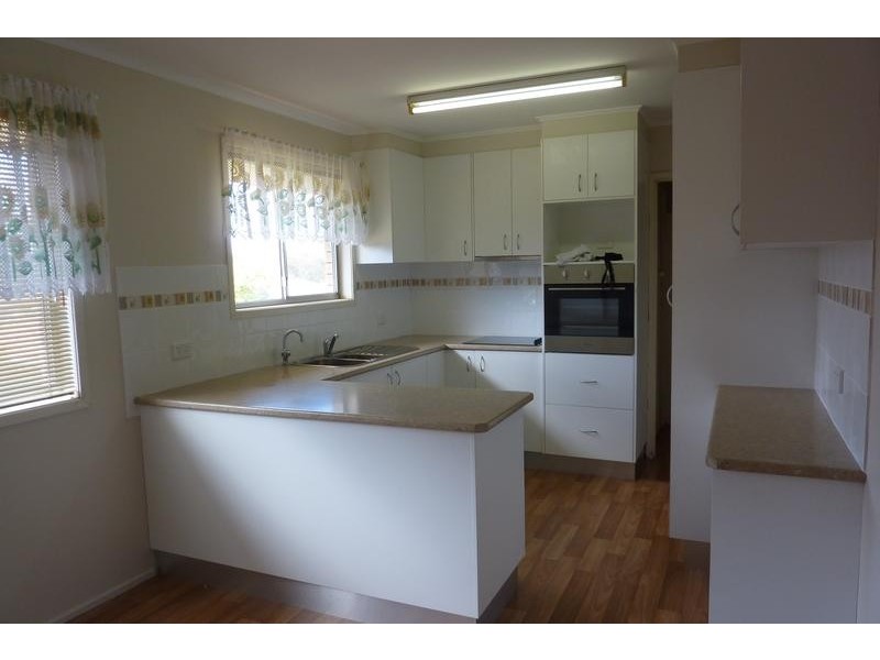 23 McNamara Street, Centenary Heights QLD 4350