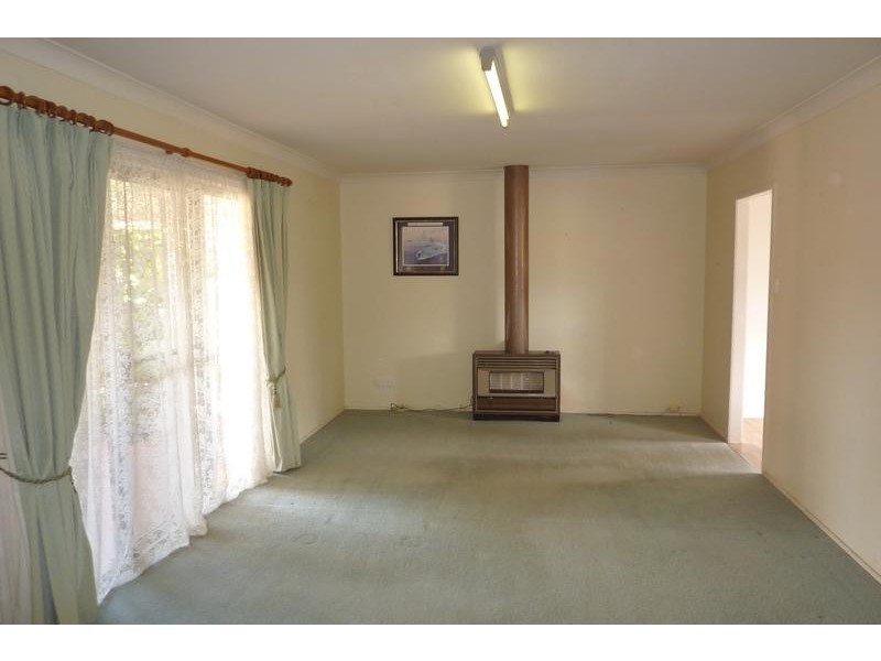 23 McNamara Street, Centenary Heights QLD 4350