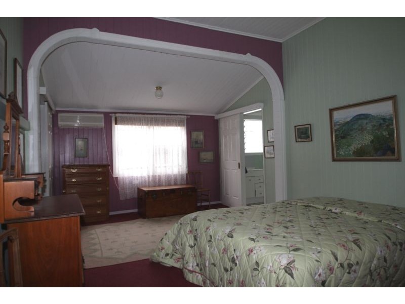 26 Desmond Lane, Oakey QLD 4401