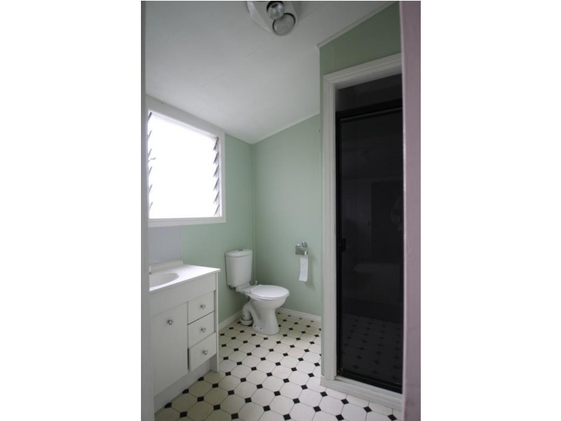 26 Desmond Lane, Oakey QLD 4401