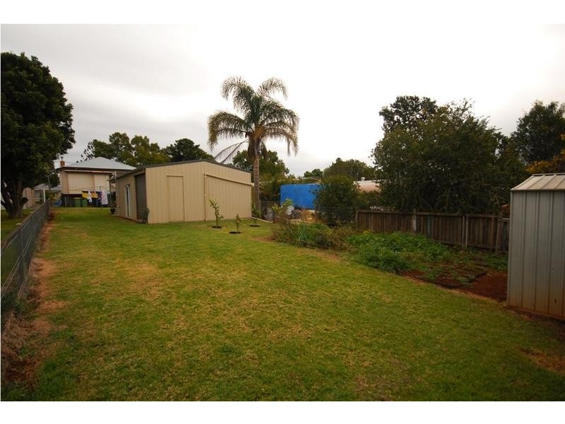 240 Geddes Street, South Toowoomba QLD 4350