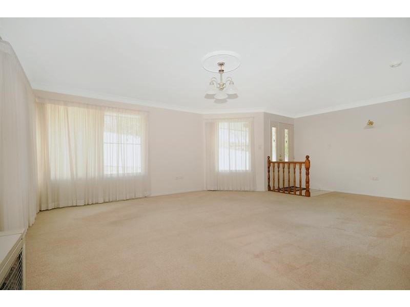 2/19 Sidney Street, North Toowoomba QLD 4350