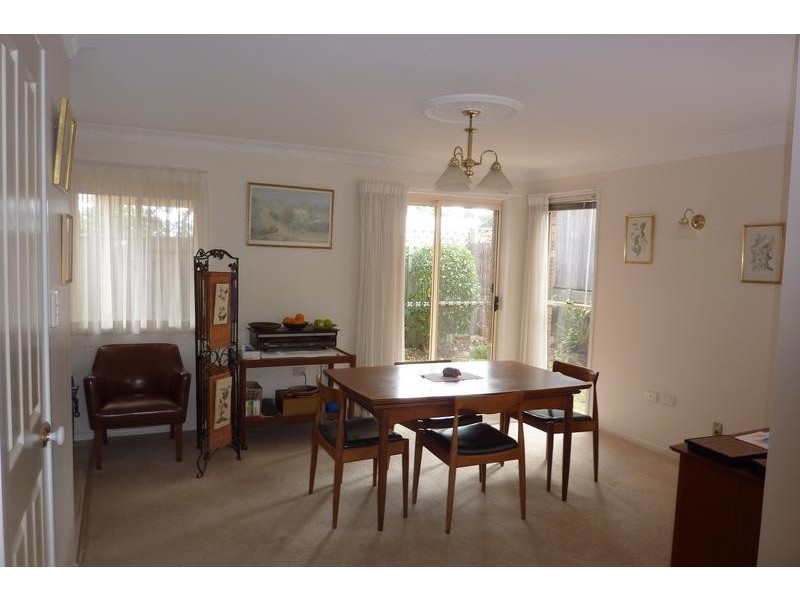 2/19 Sidney Street, North Toowoomba QLD 4350