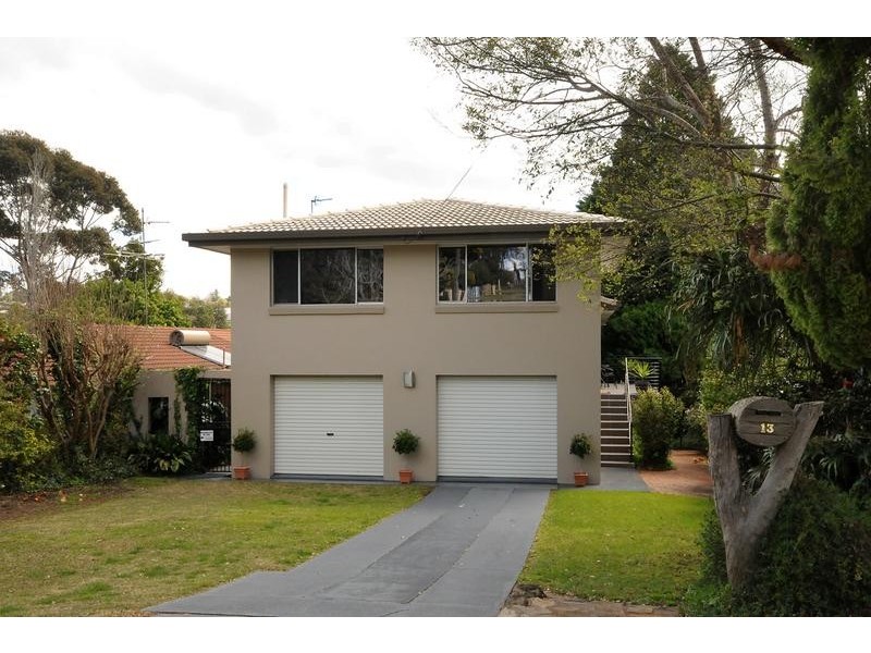 13 Baird Street, Kearneys Spring QLD 4350