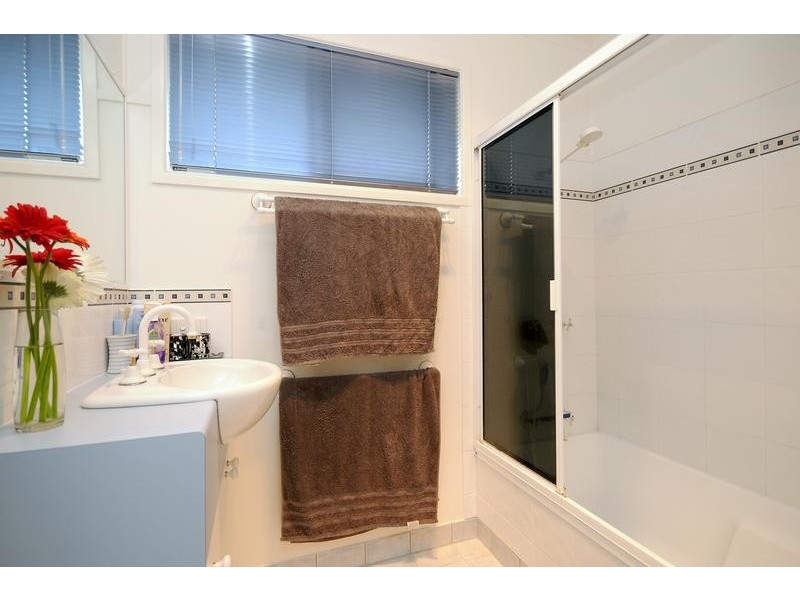13 Baird Street, Kearneys Spring QLD 4350