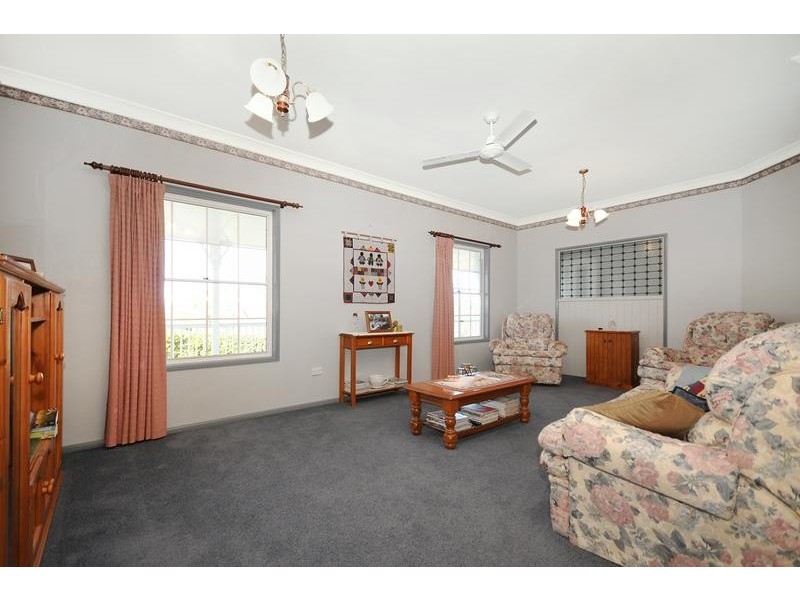 5 Scenic Court, Gowrie Junction QLD 4352