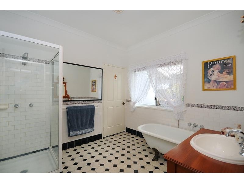 5 Scenic Court, Gowrie Junction QLD 4352