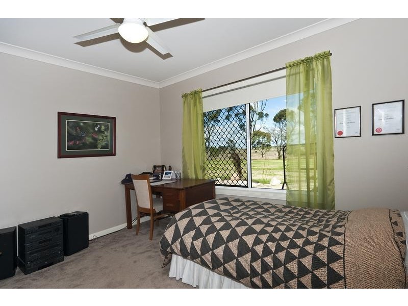 25 Quinlan Road, Blue Mountain Heights QLD 4350