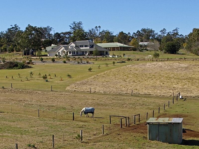 25 Quinlan Road, Blue Mountain Heights QLD 4350