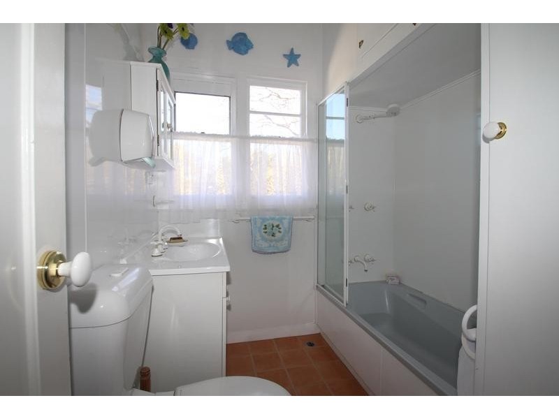 271 Geddes Street, Centenary Heights QLD 4350