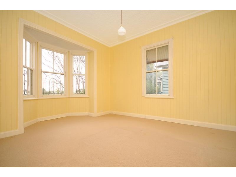 37 Godsall Street, East Toowoomba QLD 4350