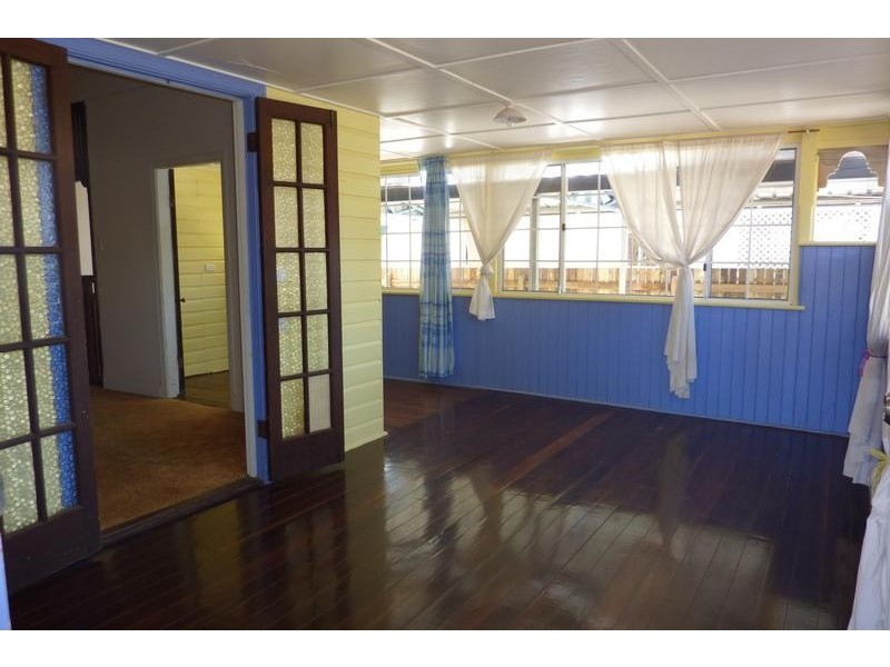 5 Buckland Street, Harristown QLD 4350