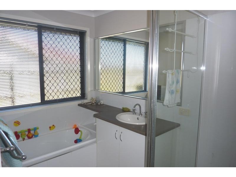 13 Nash Drive, Glenvale QLD 4350
