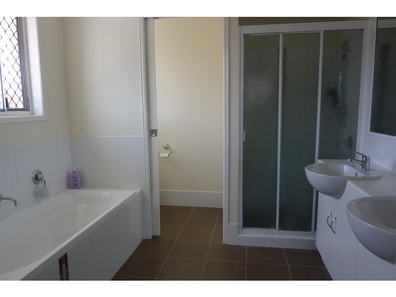 6 Sydenham Court, Rangeville QLD 4350