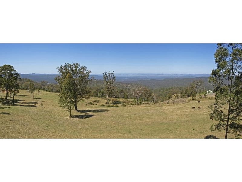 325 Aberdein Road, Mount Luke QLD 4352