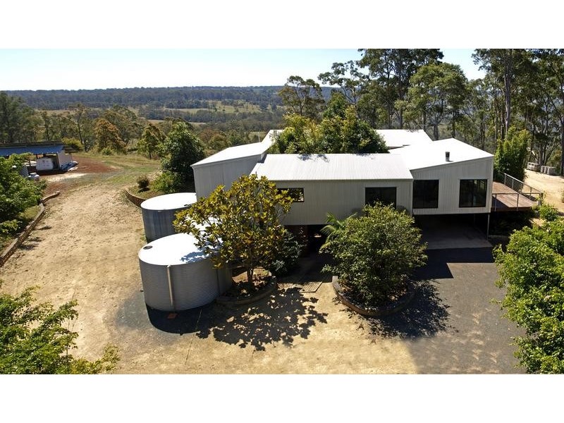 325 Aberdein Road, Mount Luke QLD 4352