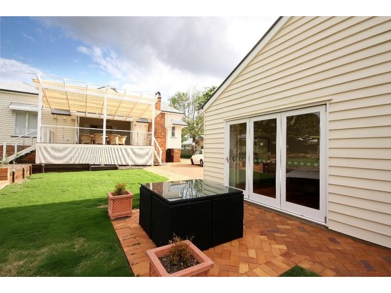 91 Campbell Street, East Toowoomba QLD 4350