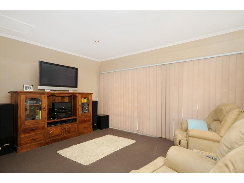 35 Jennifer Crescent, Darling Heights QLD 4350