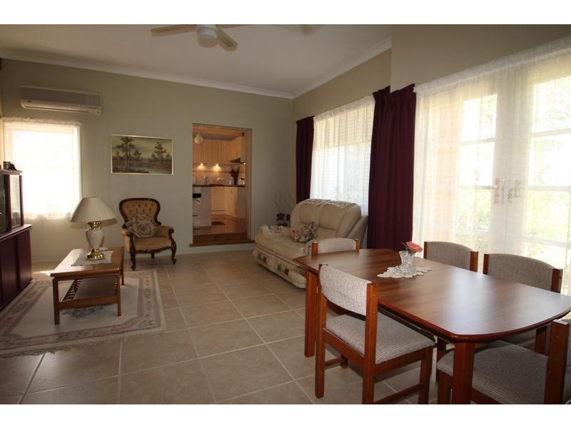 12584 New England Highway, Top Camp QLD 4350