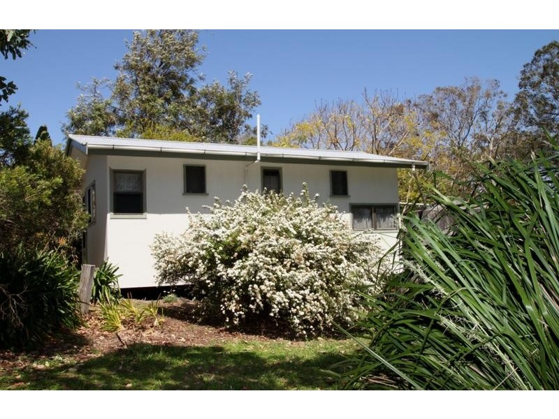 12584 New England Highway, Top Camp QLD 4350