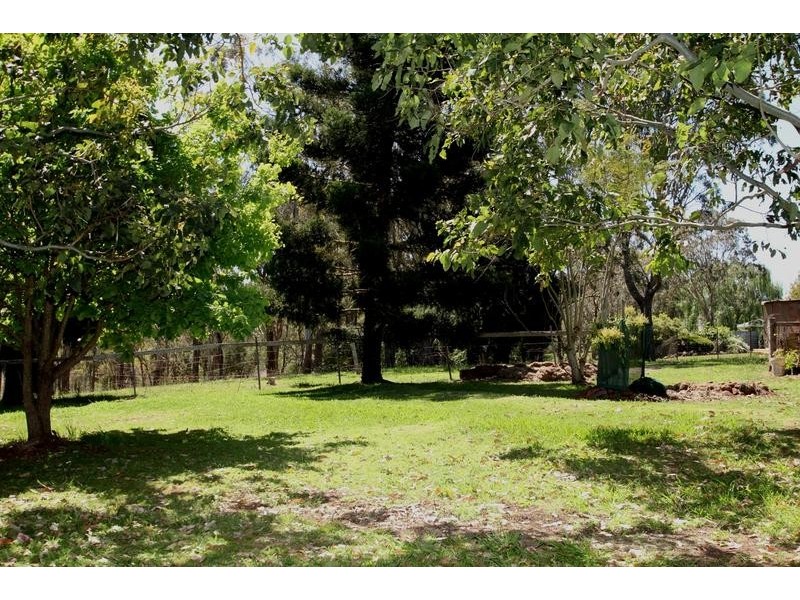 12584 New England Highway, Top Camp QLD 4350