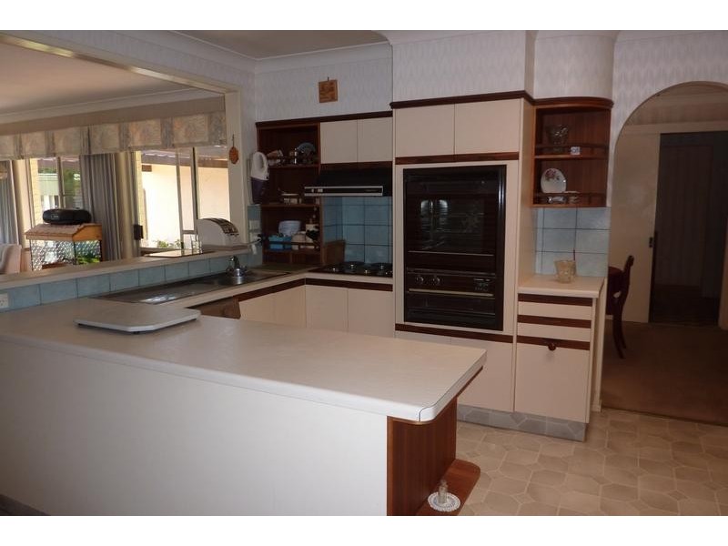 25 Beh Street, Harristown QLD 4350