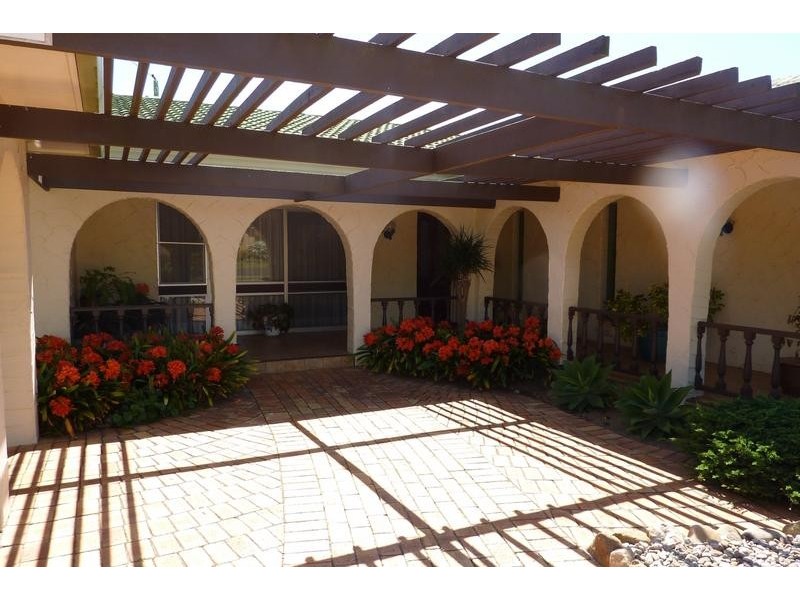 25 Beh Street, Harristown QLD 4350