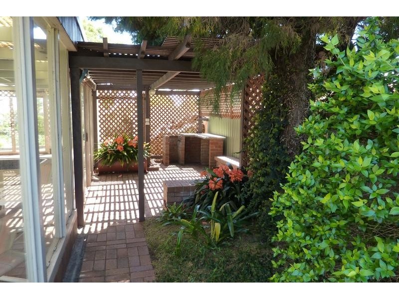 25 Beh Street, Harristown QLD 4350