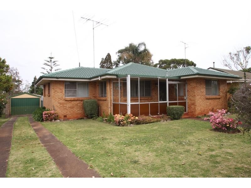 10 Clarice Street, Harristown QLD 4350