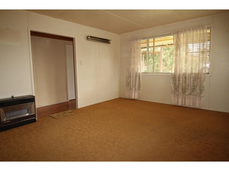 10 Clarice Street, Harristown QLD 4350