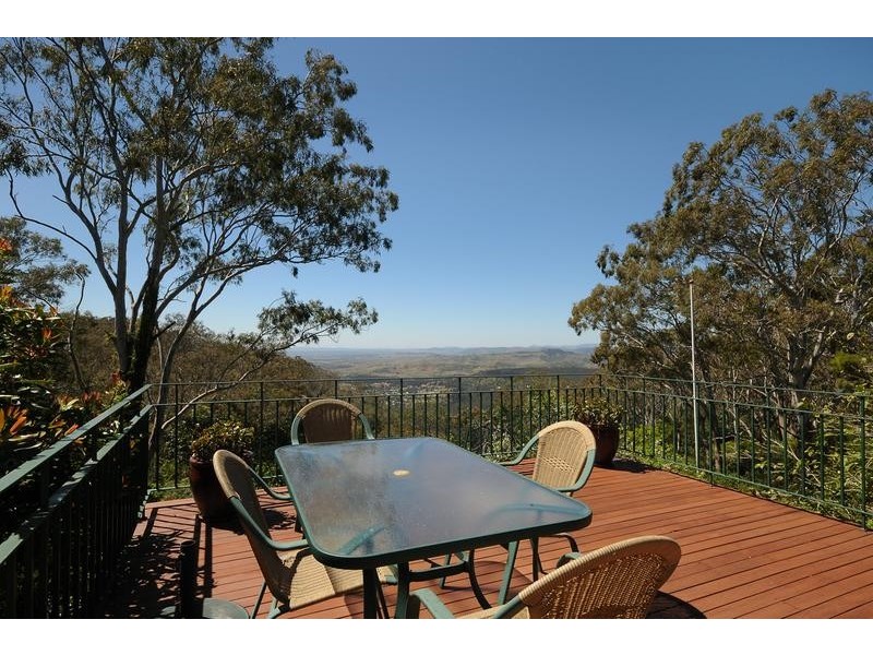 20 Panorama Crescent, Prince Henry Heights QLD 4350
