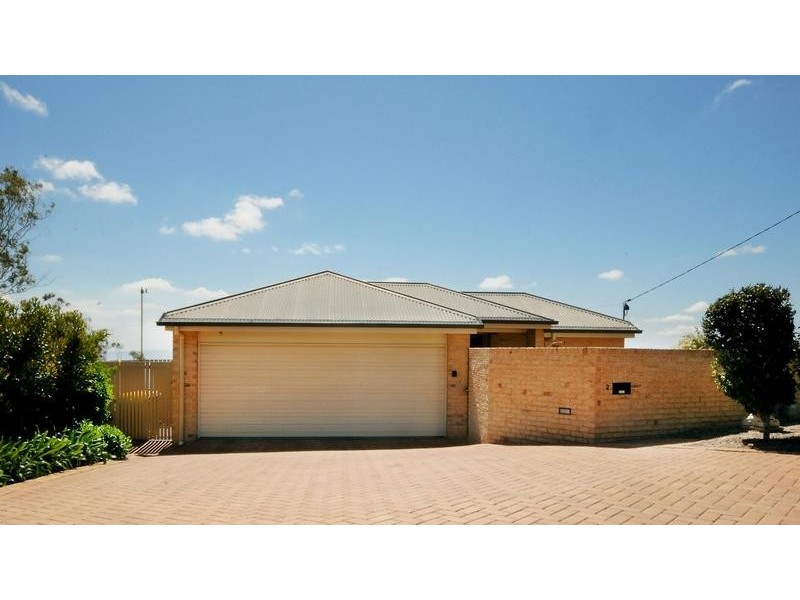 2 Murrumba Road, Rangeville QLD 4350