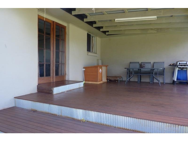34 Debra Street, Centenary Heights QLD 4350