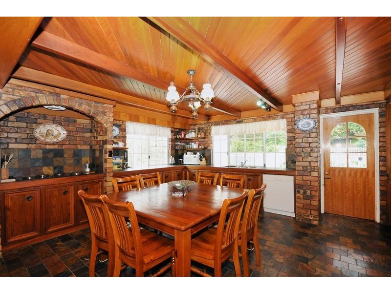 71 Walkers Spring Road, Preston QLD 4352