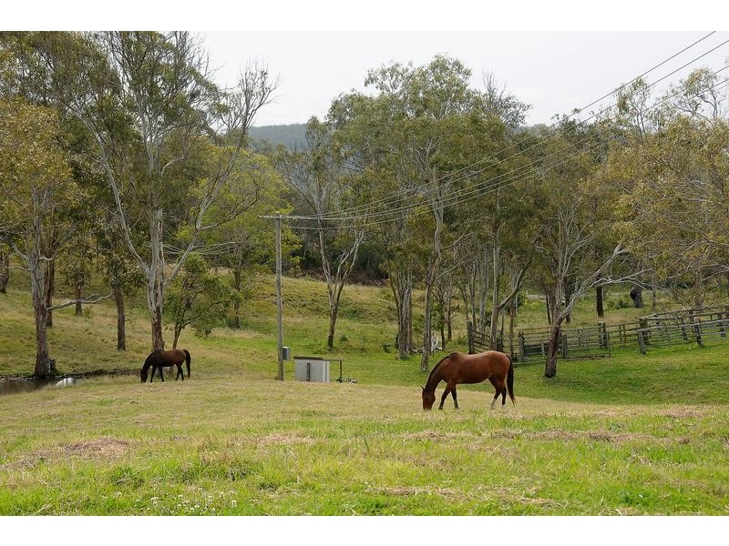 71 Walkers Spring Road, Preston QLD 4352