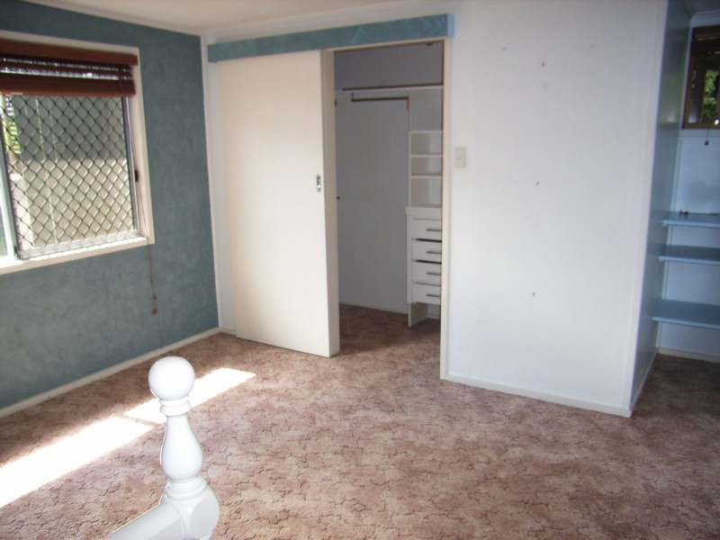 20 Mary Street, Mount Lofty QLD 4350