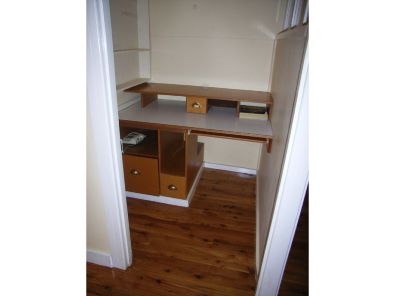 20 Mary Street, Mount Lofty QLD 4350