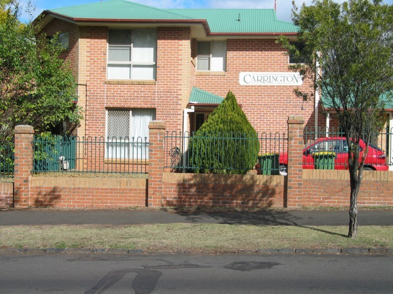 1/150 Russell Street, Newtown QLD 4350
