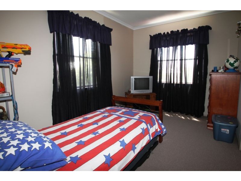 47 Knockator Crescent, Centenary Heights QLD 4350