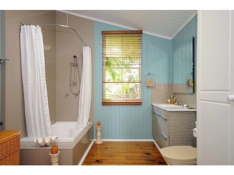 34 Perry Street, North Toowoomba QLD 4350