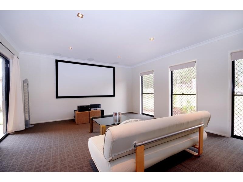 7 Tarlington Street, Middle Ridge QLD 4350