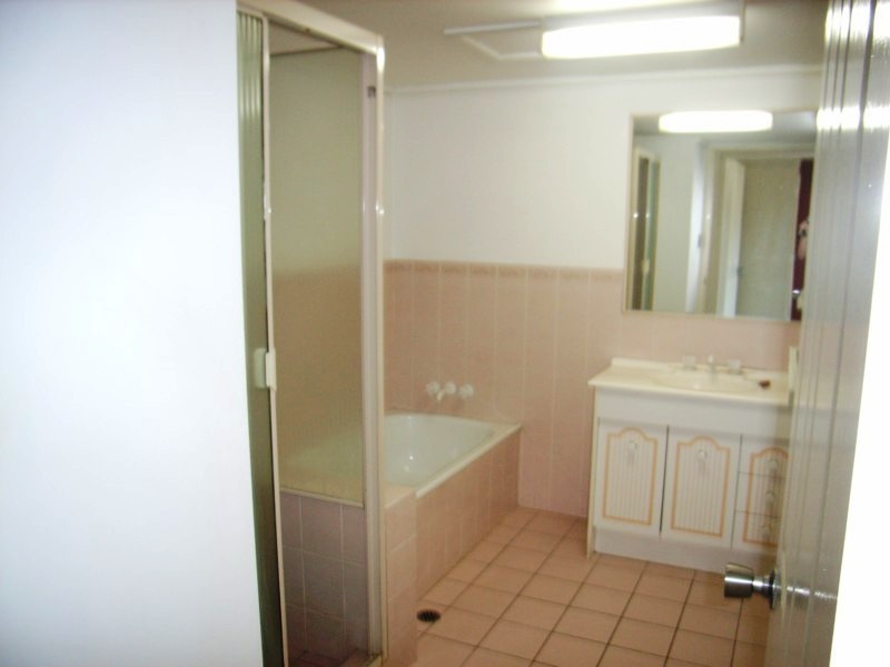 11/208 Hume Street, South Toowoomba QLD 4350