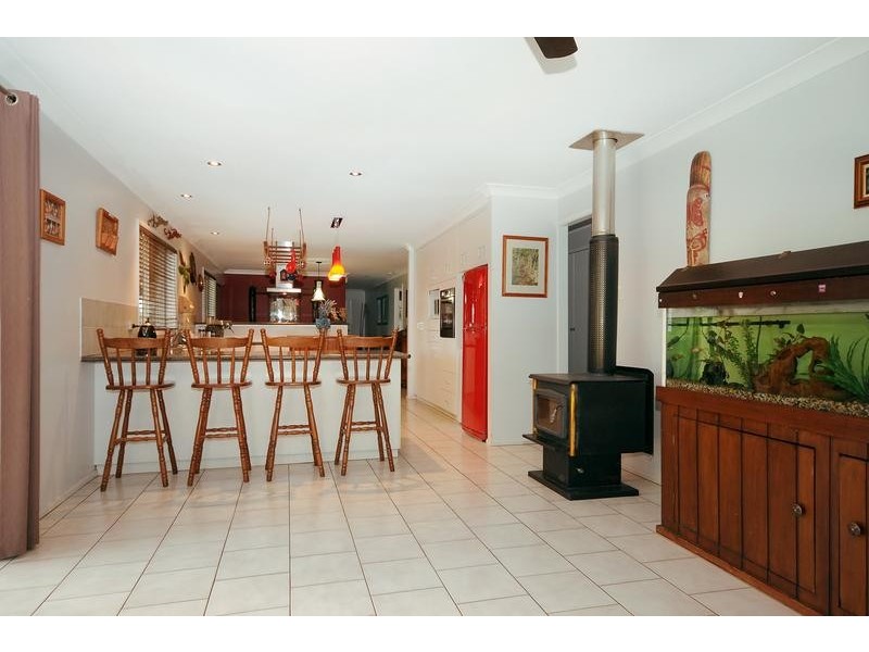 1 Selkirk Court, Highfields QLD 4352